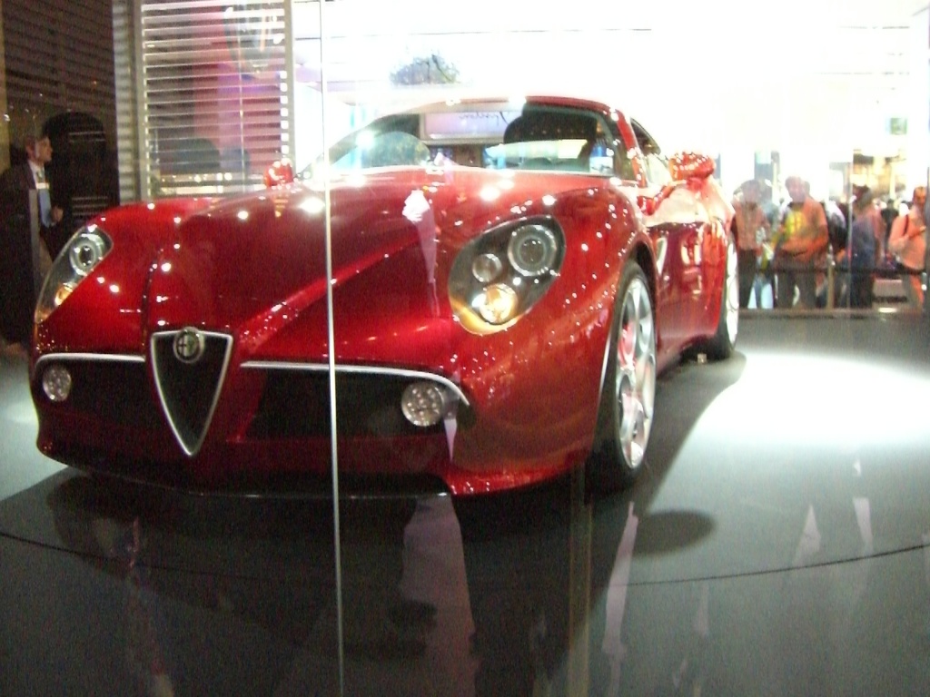 Alfa Romeo 8C Competitzione - avant 3