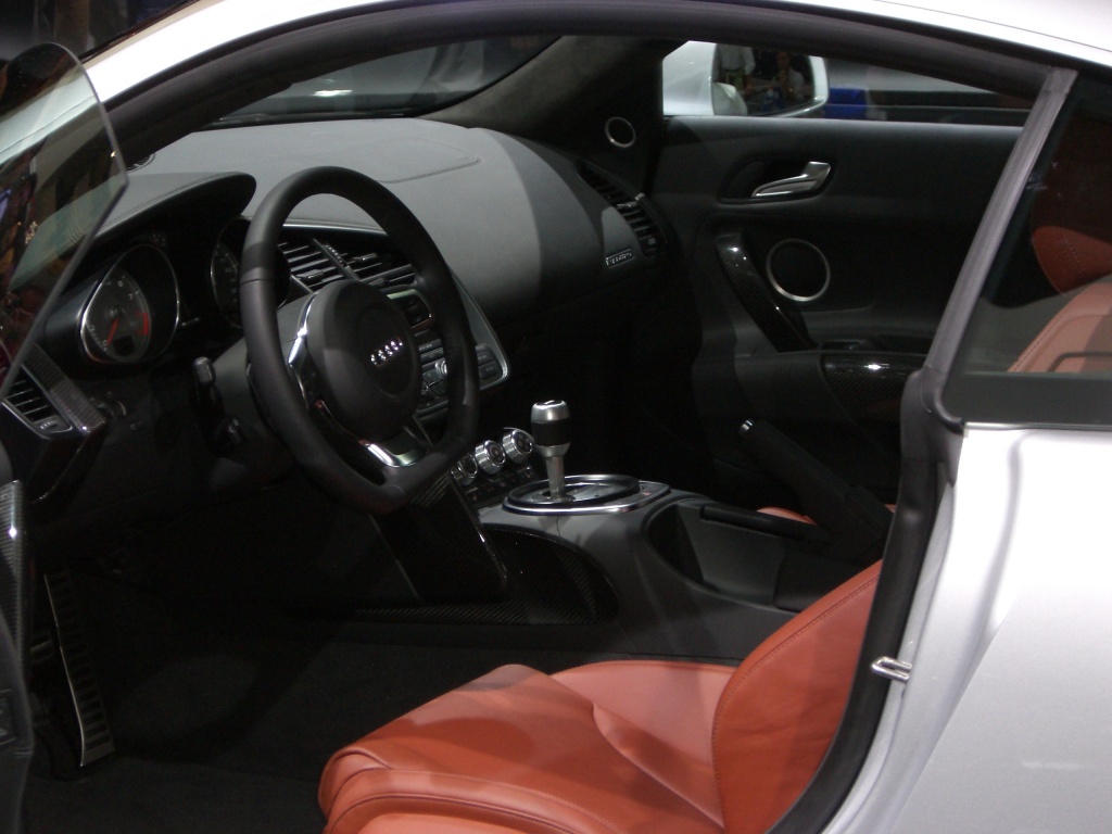 Audi R8 interieur 3