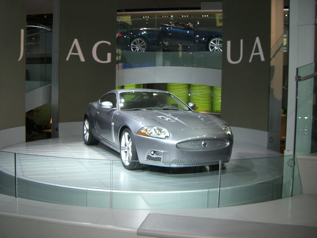 Jaguar XKR - avant